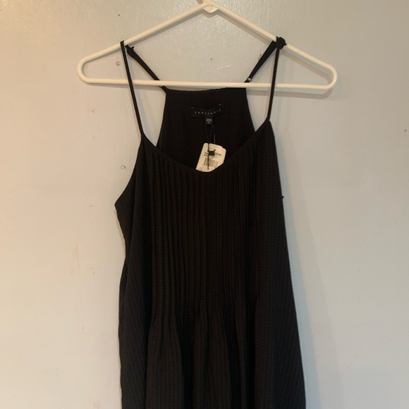 Black halter top sundress - Picture 3 of 4